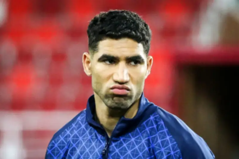 Le joueur du PSG Achraf Hakimi renvoyé en procès pour viol