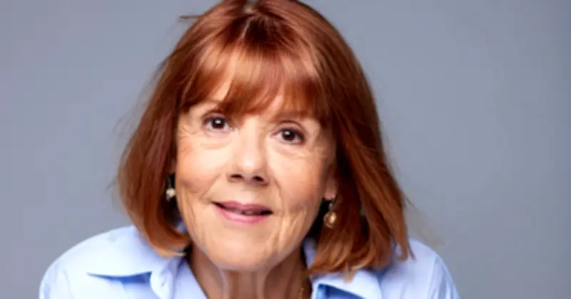 Le lancement phénoménal de 'Et la joie de vivre' de Gisèle Pelicot : un pari éditorial sans précédent