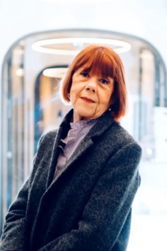 Le livre 'La Joie de Vivre' domine les ventes en France et à l'étranger