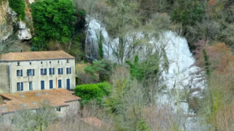 Le Lévejac en crue record : un spectacle naturel impressionnant dans l'Aveyron