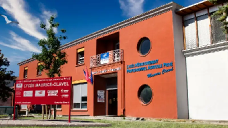 Le lycée Maurice-Clavel fait voyager ses élèves pour élargir leurs horizons professionnels