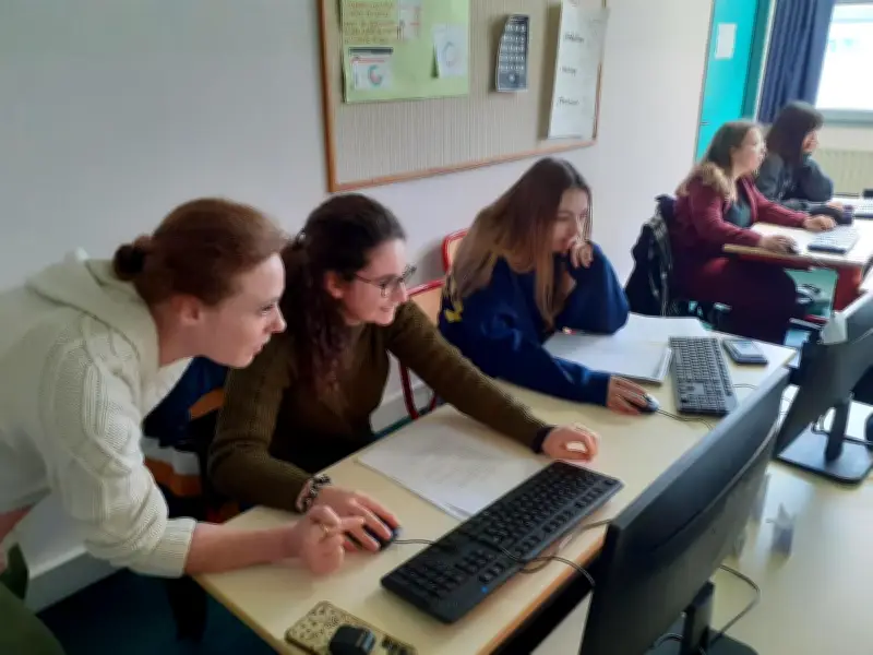 Le lycée Émile-Roux de Confolens lance un BTS SP3S pour former les professionnels du secteur sanitaire et social