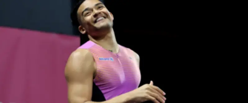 Le perchiste grec Karalis franchit 6,17 m et devient le 2e meilleur de l'histoire