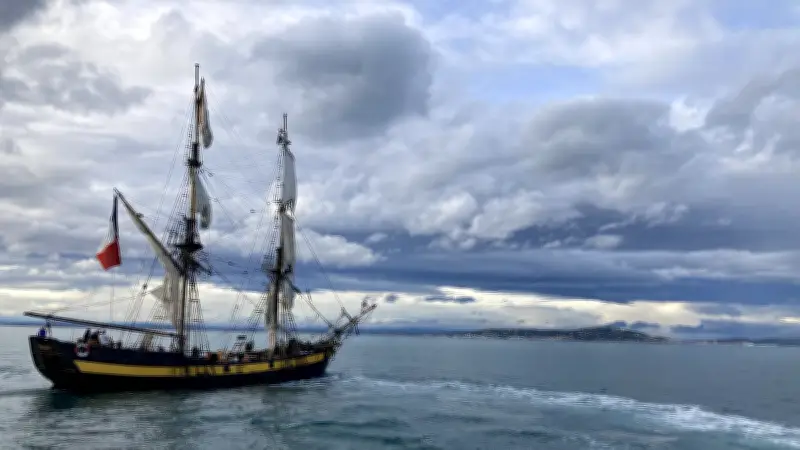 Le Phoenix, deux-mâts historique, ouvre ses ponts à Sète avant le festival Escale