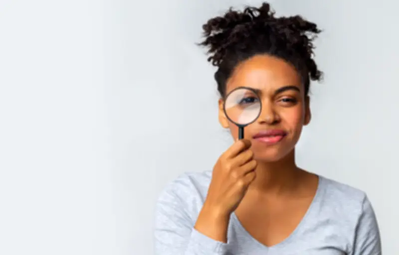 Le Principe de Sagan : Pourquoi les Affirmations Extraordinaires Exigent des Preuves Solides