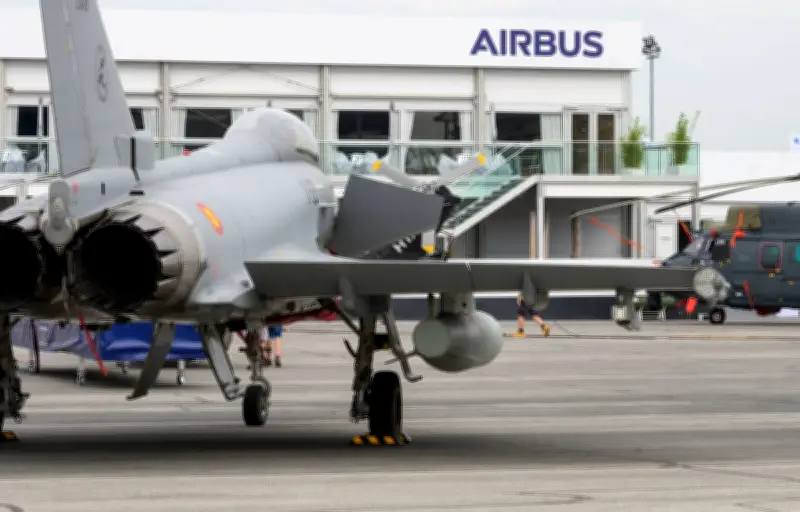 Le projet d'avion de combat franco-allemand Scaf en difficulté, Airbus envisage une voie autonome