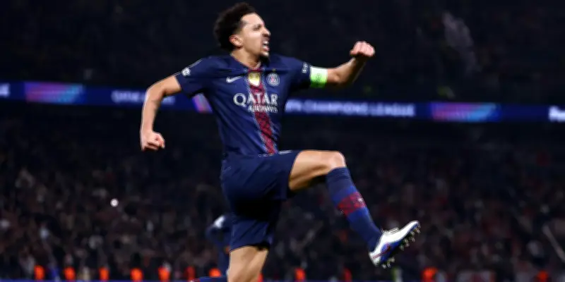 Le PSG se qualifie dans la douleur pour les huitièmes de la Ligue des champions