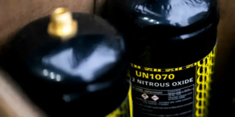 Le Sénat adopte l'interdiction de vente du protoxyde d'azote aux particuliers