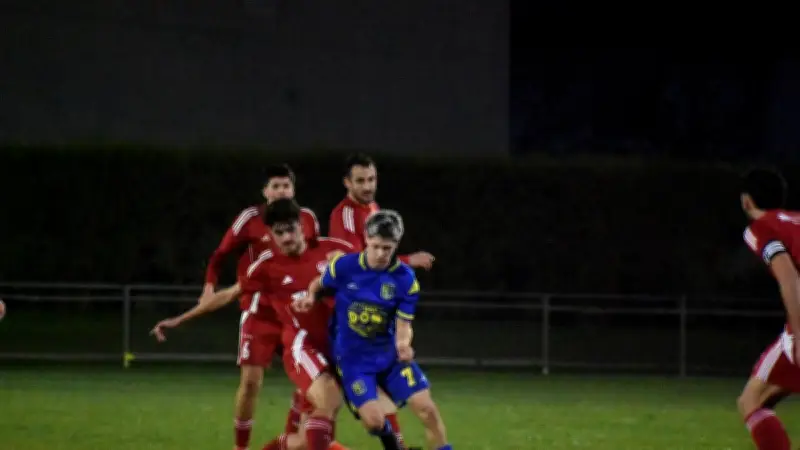 Le Stade Saint-Affricain en péril : un match crucial face à Mende pour éviter la relégation