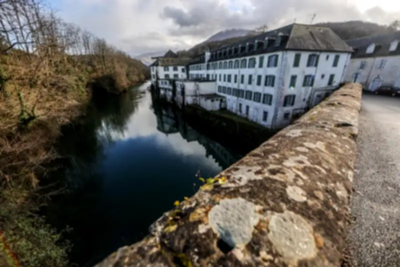 Le syndicat enseignant exige le remboursement des aides publiques au collège privé Le Beau rameau