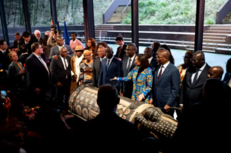 Le tambour Djidji Ayokwé retrouve la Côte d'Ivoire, symbole d'une nouvelle ère de restitutions