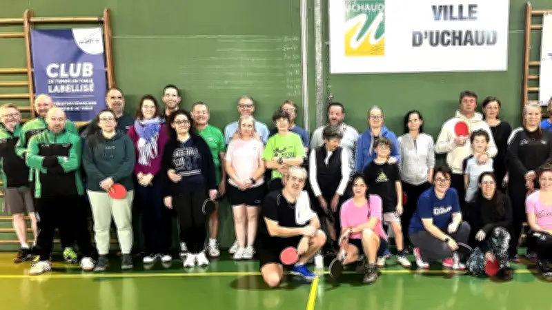 Le tennis de table à Uchaud : un tournoi mixte qui unit débutants et confirmés