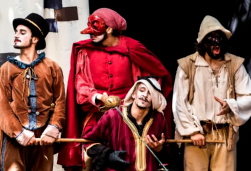 Le Théâtre des Lumières représente Mont-de-Marsan au concours de commedia dell'arte en Italie