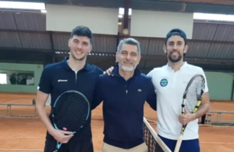 Le tournoi du Tennis Club Lescar triomphe de la météo grâce à la solidarité des clubs voisins