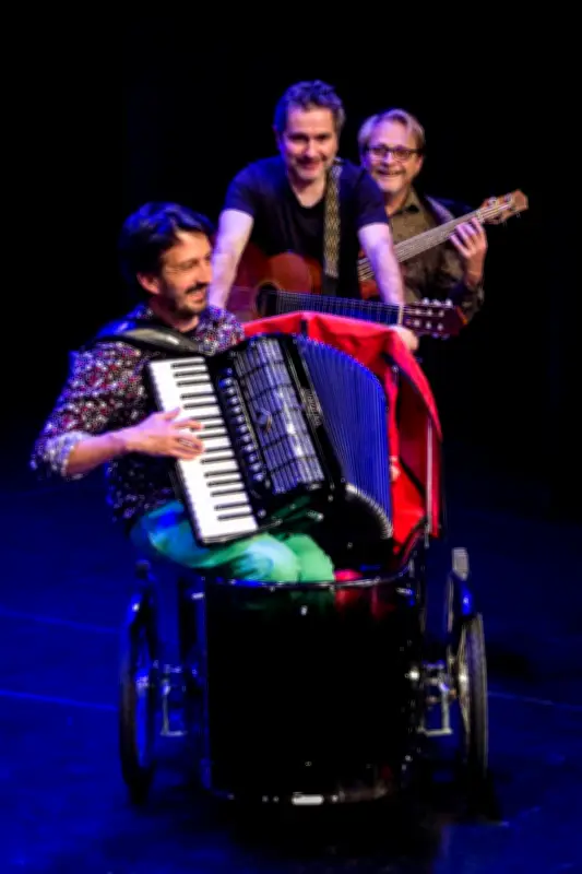 Le trio Sans additif célèbre 25 ans de chansons humanistes à Saint-Loubès