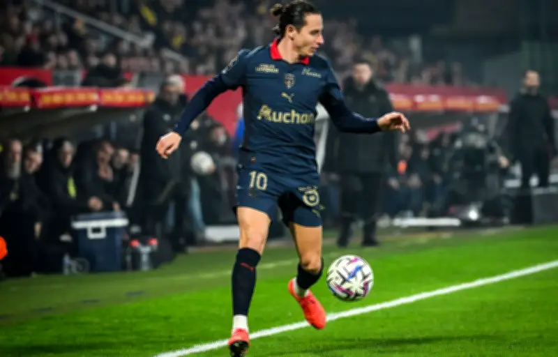 Lens peut-il redevenir leader de Ligue 1 après la défaite du PSG ?