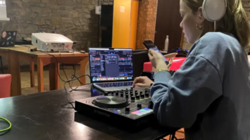 Les apprentis DJ lozériens font leur première sortie publique avec Polo LZR