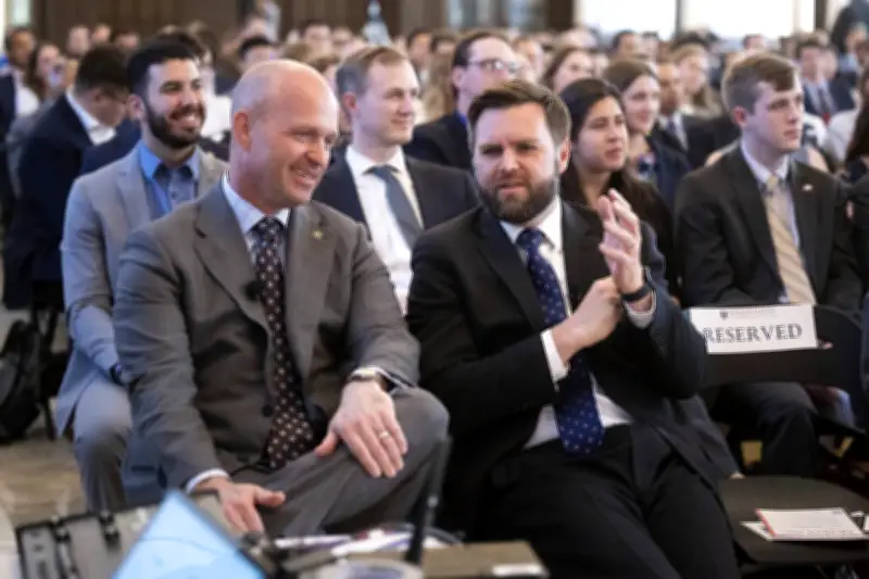 Les catholiques post-libéraux proches de J.D. Vance veulent transformer l'Amérique