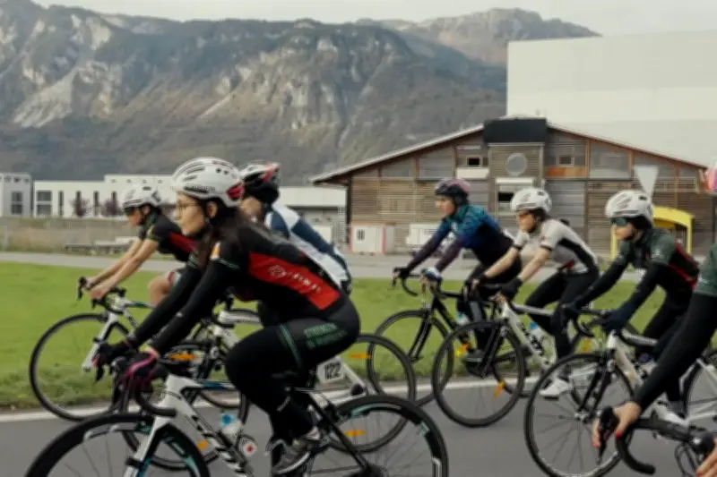 « Les Échappées de Kaboul » : l'exfiltration héroïque des cyclistes afghanes face aux talibans