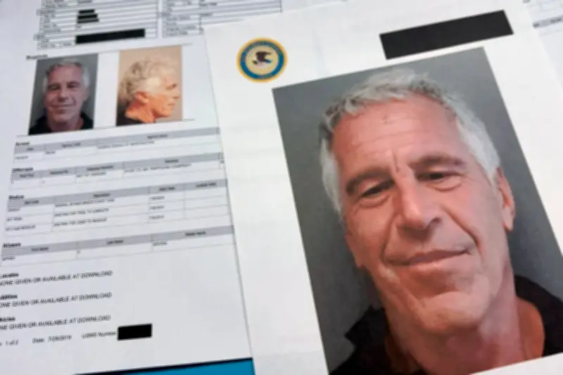 Les fichiers Epstein : des courriels révèlent-ils des rituels macabres ?