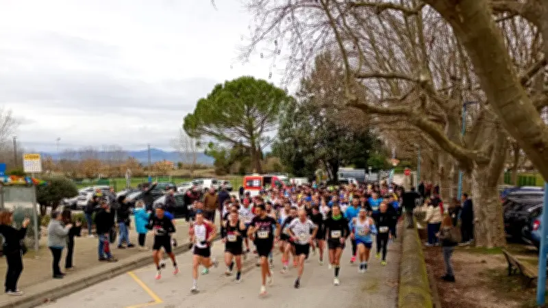 Les Foulées de l'Alauzène fêtent 35 ans avec succès malgré la boue