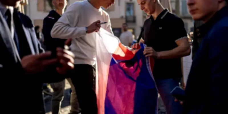Les Français champions du pessimisme politique selon le baromètre Sciences Po