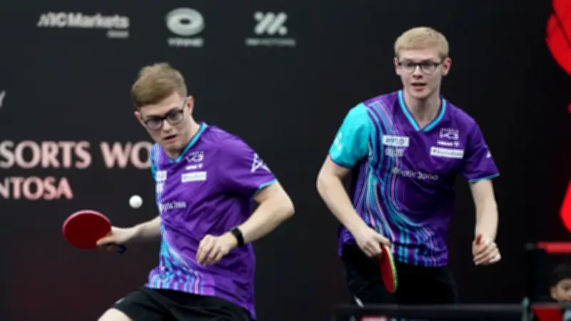 Les frères Lebrun en finale du double à Singapour après un match épique en cinq sets