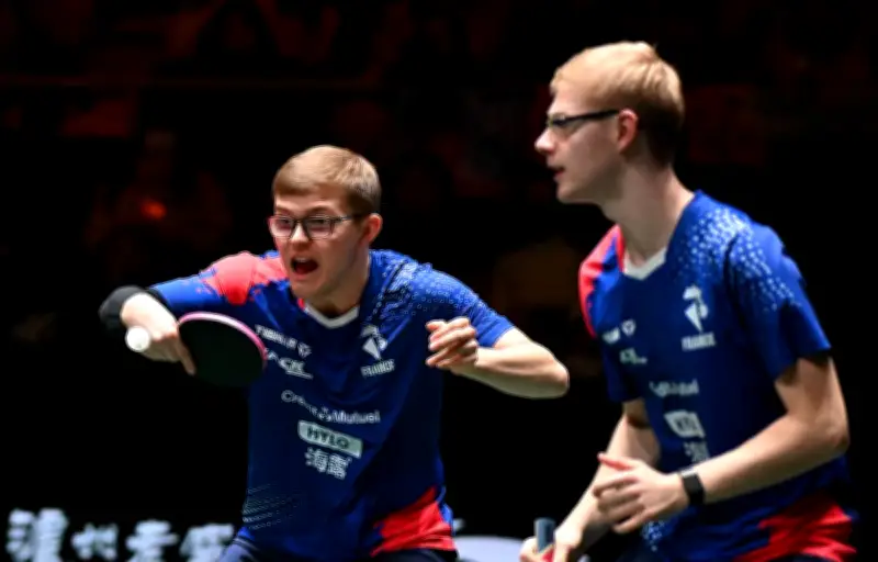 Les frères Lebrun sacrés champions en double au Singapore Smash, une première historique