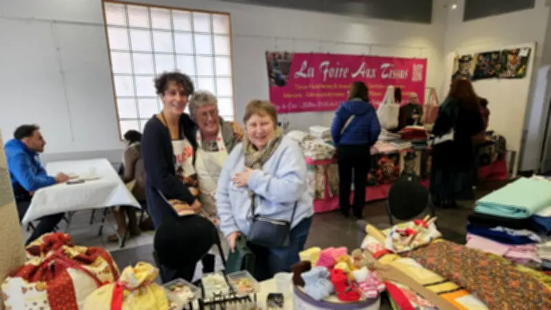 Les Puces des couturières à Bédarieux : un succès solidaire qui grandit