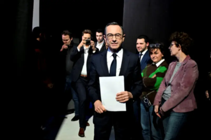 Les Républicains visent les villes moyennes et rêvent de percées face à la gauche divisée