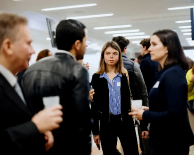 Les réseaux d'anciens élèves, un atout décisif pour les carrières professionnelles