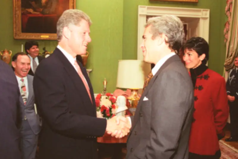 Les théories complotistes autour d'Epstein prolifèrent sur les réseaux sociaux