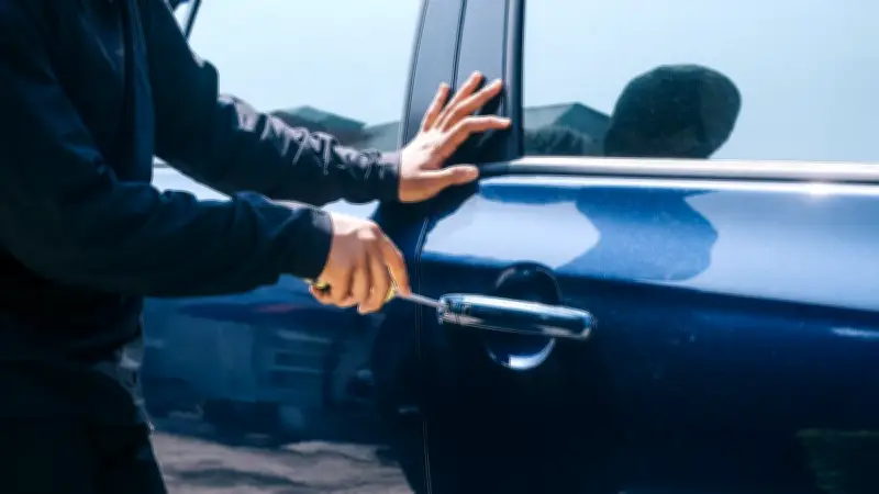 Les voitures électriques, moins vulnérables au vol que les thermiques selon l'Intérieur