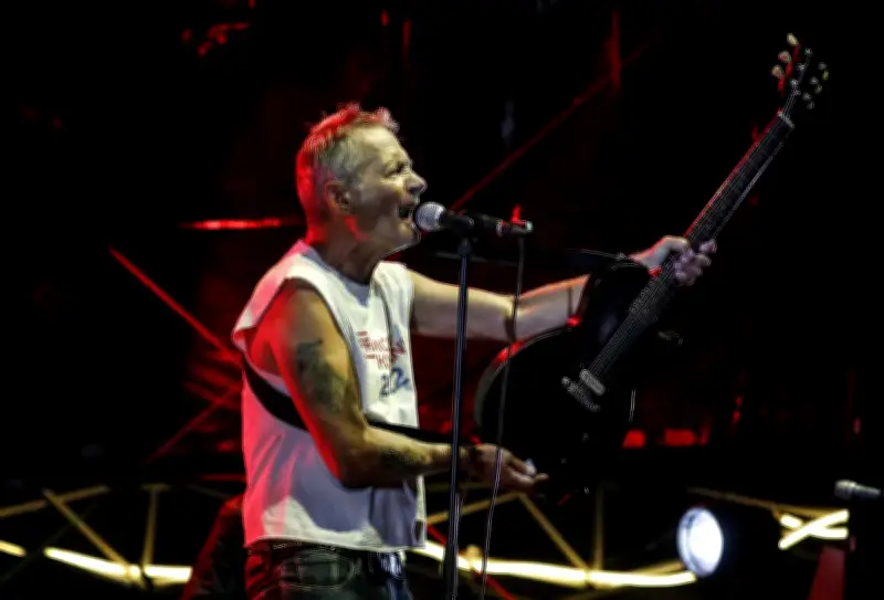 Les Wampas enflamment Cenon après un passage à la Fnac Sainte-Catherine