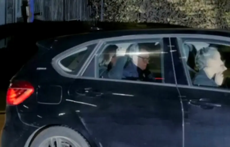 L'ex-ministre britannique Peter Mandelson libéré sous caution dans l'enquête Epstein