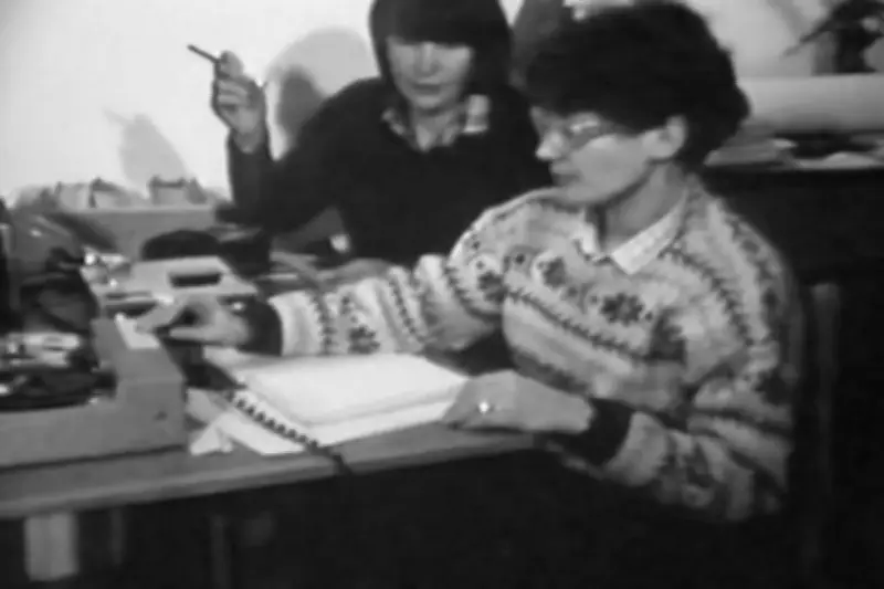 « L'expérience » : le podcast qui ressuscite le premier réseau féministe par téléphone