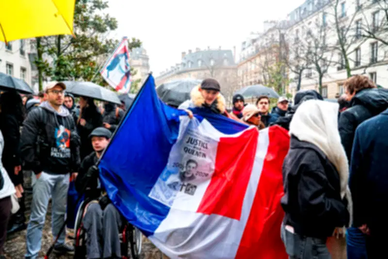 LFI face au lynchage d'un militant d'extrême droite à Lyon et à la défense de la Jeune Garde