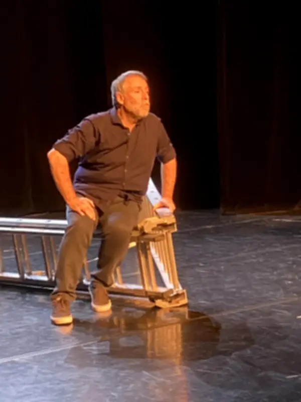 Lilian Derruau, alias Wally, mêle Bourdieu et Clayderman dans son spectacle « Ma distinction »