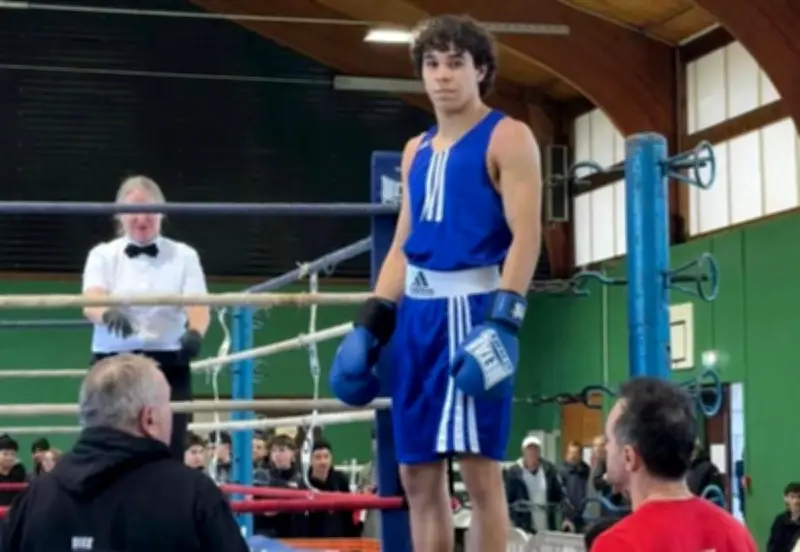 Loïc Leizagoyen, rugbyman d'Ascain, remporte son premier combat de boxe à Saint-Jean-de-Luz