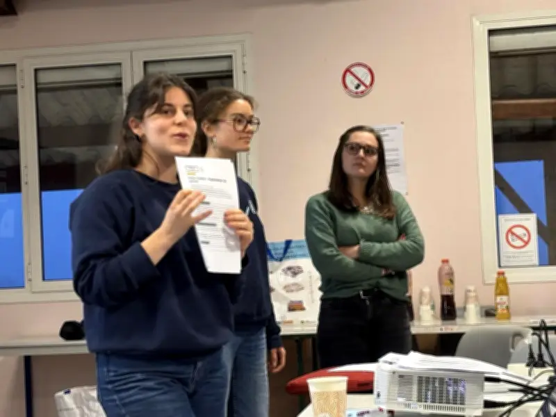 L'opération Vill'Âge mobilise des bénévoles contre l'isolement des aînés ruraux