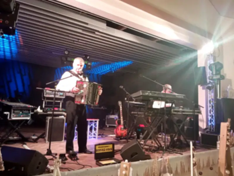 L'orchestre Alain Vignau fête ses 40 ans dans un contexte difficile pour le musette