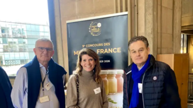 Lozère triomphe au concours des miels de France avec quatorze récompenses