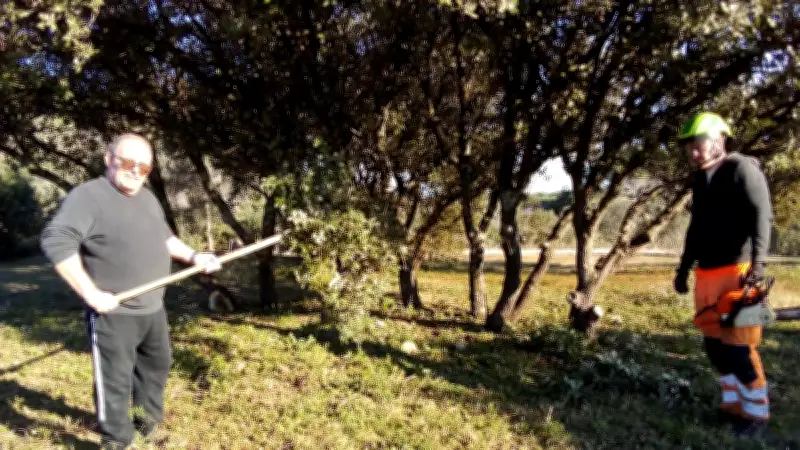 L'ULPI mobilise une vingtaine de bénévoles pour le débroussaillement à Langlade