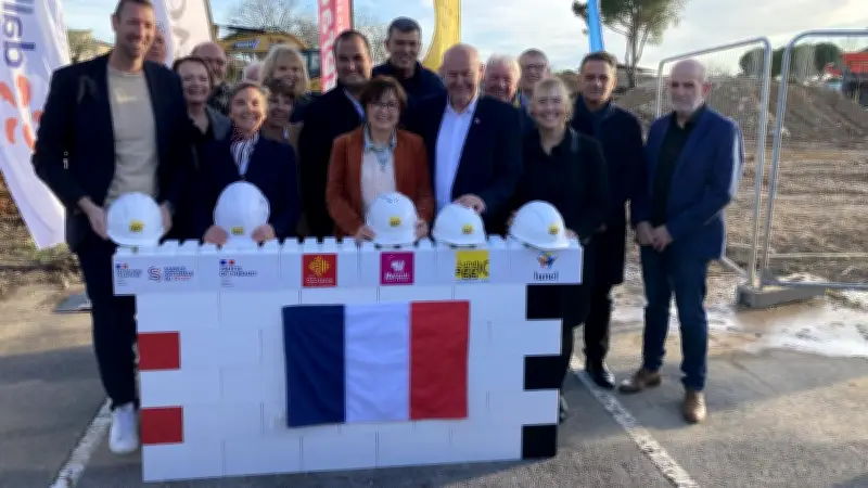 Lunel inaugure son futur centre aquatique avec le champion Alain Bernard
