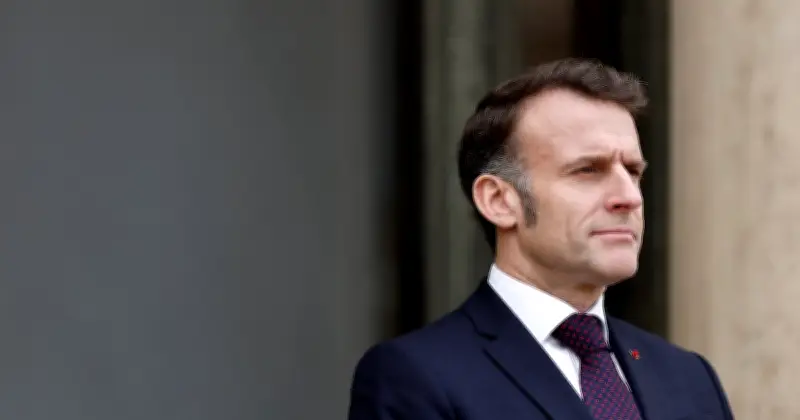 Macron célèbre sa famille politique : nominations et décorations à l'Élysée