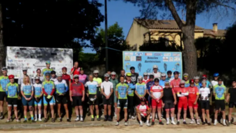 Mai à vélo à La Rouvière : pédaler pour Les Roses du Gard et une piste cyclable