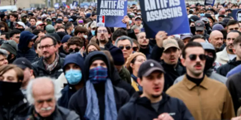 Manifestation d'ultradroite à Lyon : plus de 3 000 personnes et des saluts nazis signalés