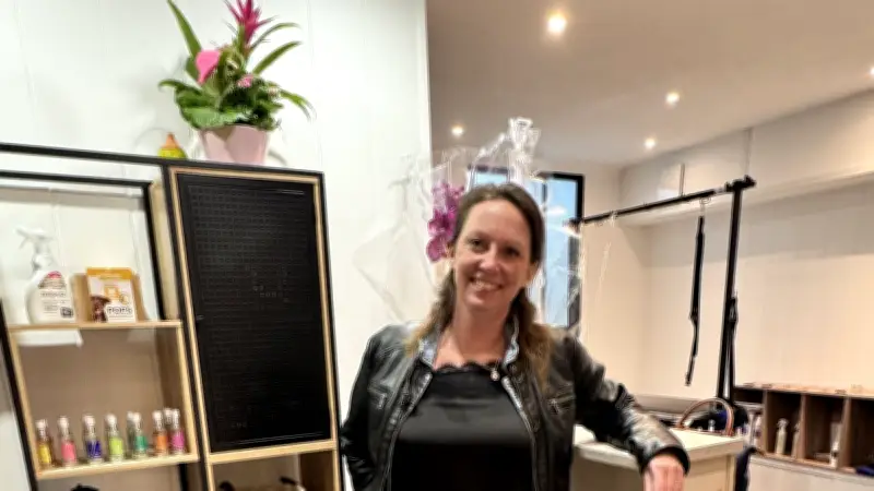 Marie-Ly inaugure 'Truffe dog', un salon de toilettage canin à Vendargues