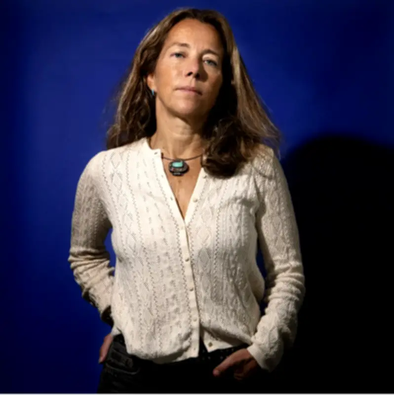 Marie Pointurier signe un premier roman puissant sur la côte landaise