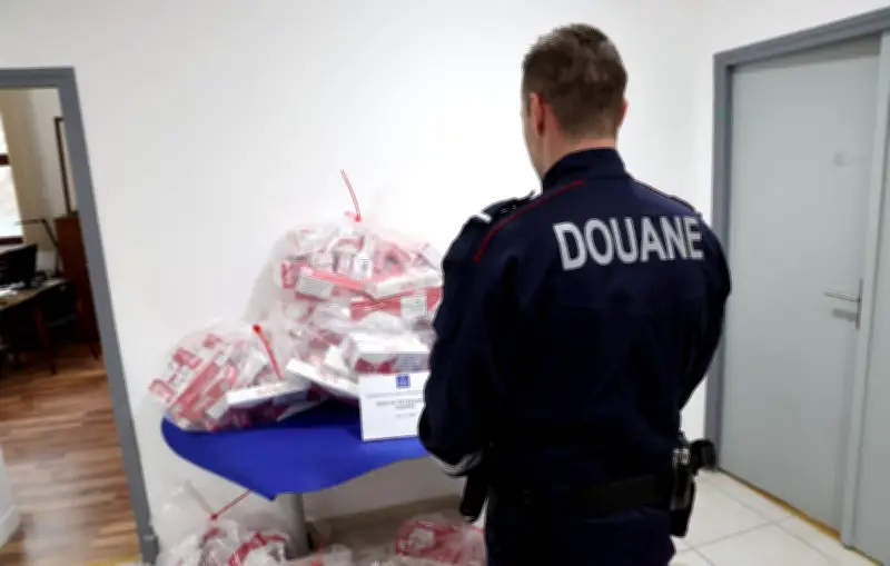 Marseille : trois dockers condamnés pour un vaste trafic de cigarettes de contrebande